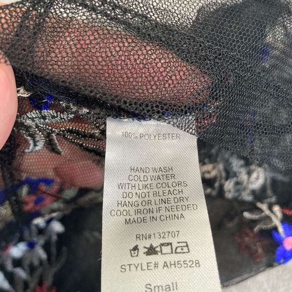 Black Sheer Floral Embroidered Twinkle Top S Festival Club Sexy Romantic - Picture 5 of 5